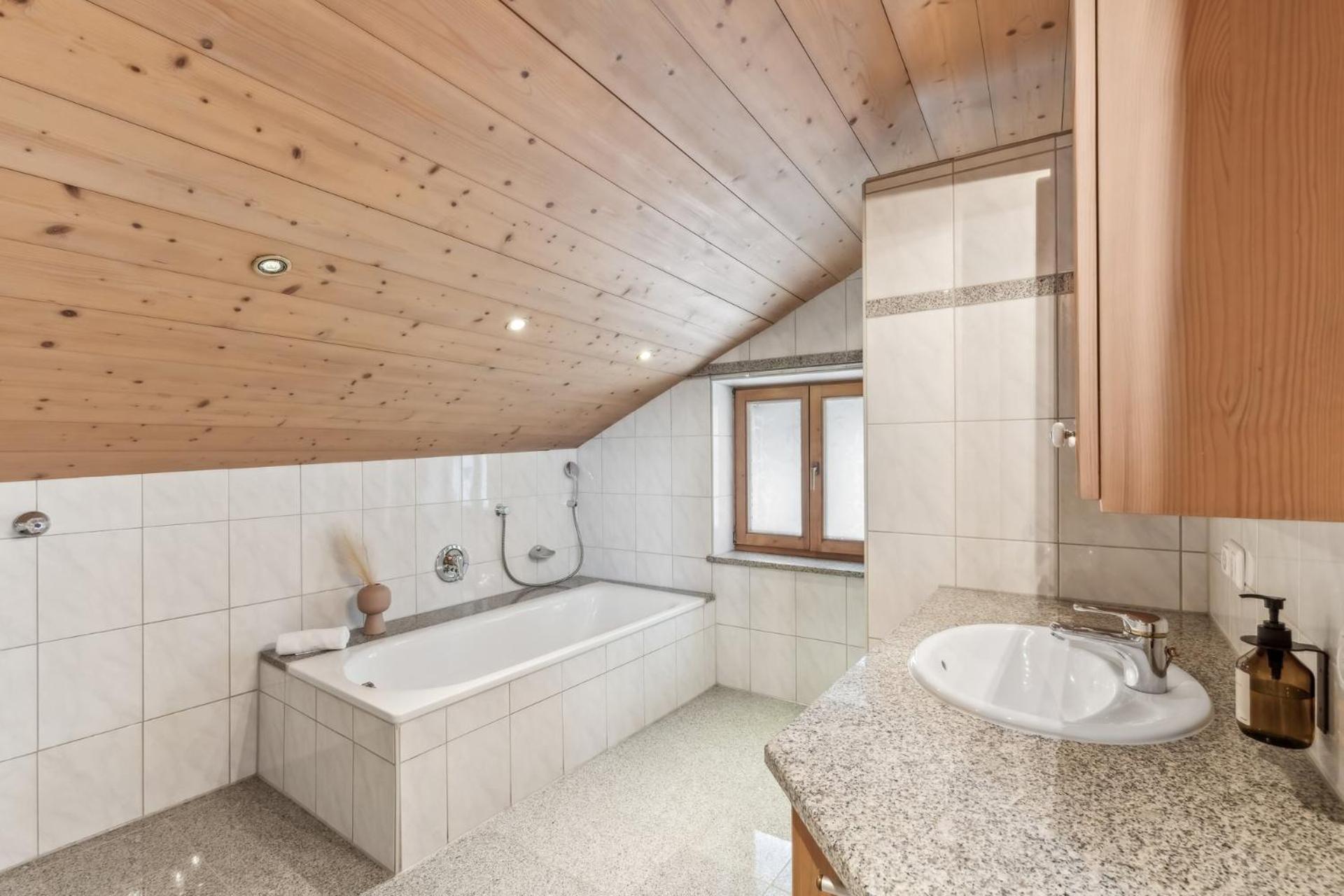 Casa Primavera - Grosse Stadtvilla Im Zentrum Miesbachs Bagian luar foto