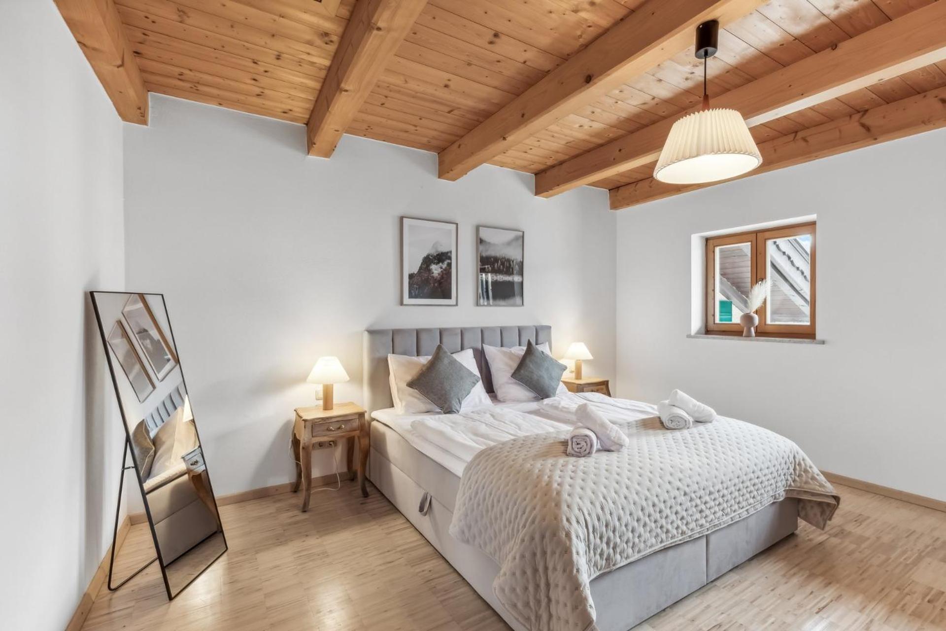 Casa Primavera - Grosse Stadtvilla Im Zentrum Miesbachs Bagian luar foto